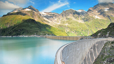 Amberg Technologies – 测量 – 地理信息 – 数字化基础设施 – 铁路工程 – Amberg Rail – 铁路轨道测量 – 轨道竣工测量 – 轨道检测 – 轨道几何（EN 13848）– 轨道病害检测 – 轨道文档记录 – 轨道高低测量 – 轨距测量 – 无砟轨道调整 – 无砟轨道验收 – 捣固作业测量 – 结构限界测量 – 铁路限界分析 – 动态限界 – 动态包络 – IMU 惯性测量单元 – 隧道工程 – Amberg Tunnel – 隧道测量与监测 – 隧道激光扫描 – 隧道断面测量 – 隧道开挖控制 – TBM 盾构 – 爆破法 – 喷射混凝土 – 地球物理 – Amberg TSP – 隧道地震预测 – 地质超前预报 – 断层探测 – 岩体结构 – 冲击锤测试 – 连续地质预测 – 数字孪生 – 高精度监测 – 土木工程 – 地下工程创新 – 精密测量系统